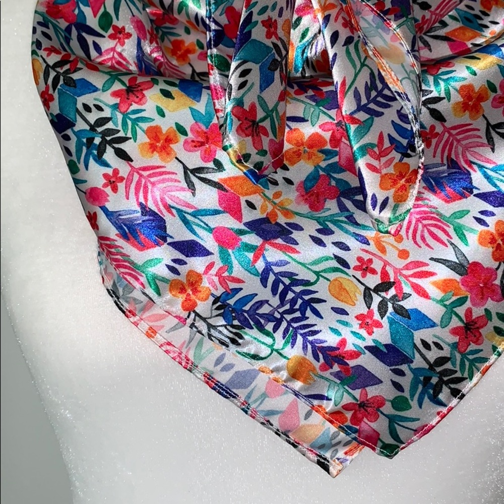 𝙱𝚛𝚒𝚐𝚑𝚝 𝚆𝚒𝚕𝚍𝚏𝚕𝚘𝚠𝚎𝚛 𝚆𝚒𝚕𝚍 𝚁𝚊𝚐 - Picture 3 of 6